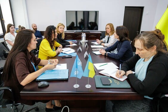 Харківська ОВА спільно з ЮНІСЕФ реалізує проєкти у сфері раннього відновлення та розвитку громад