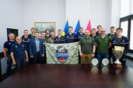 Олег Синєгубов привітав «Харківських Соколів» із чемпіонством у Вищій лізі сезону 2024-2025
