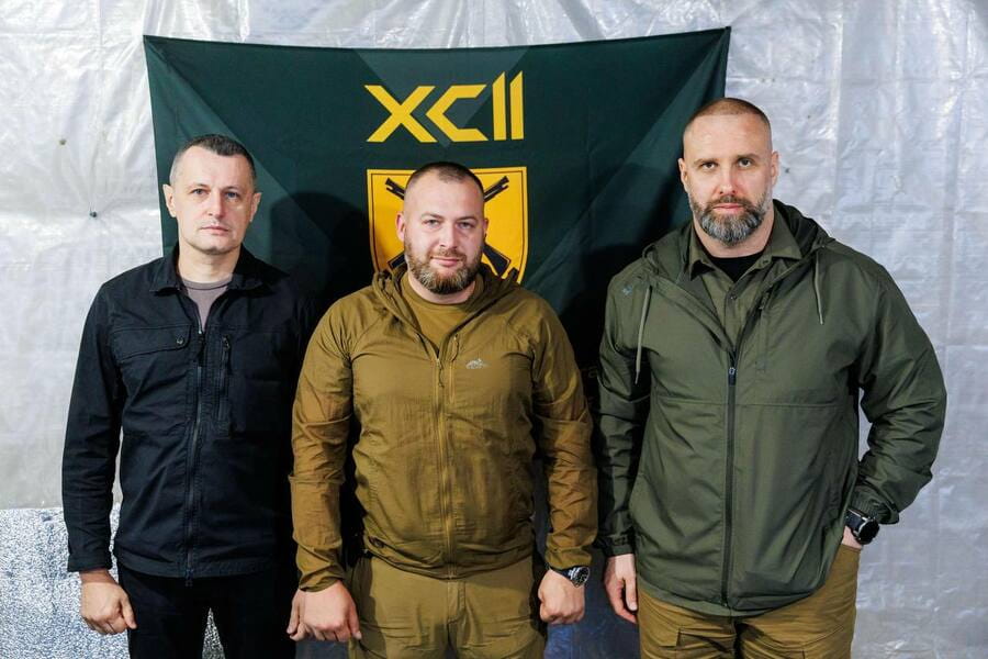 «Підтримуємо постійний зв’язок із нашими захисниками на найгарячіших ділянках фронту», - Олег Синєгубов «Підтримуємо постійний зв’язок із нашими захисниками на найгарячіших ділянках фронту», - Олег Синєгубов