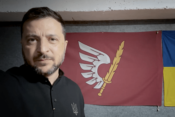 Здійснюємо зараз одну з наших контрнаступальних операцій на Донецькому напрямку – звернення Президента