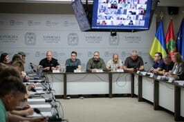 У Харківській ОВА обговорили питання зміцнення мобільного зв’язку та Інтернету на прифронтових територіях