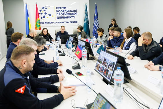 Харківська ОВА зміцнює співпрацю з міжнародними партнерами щодо розмінування земель