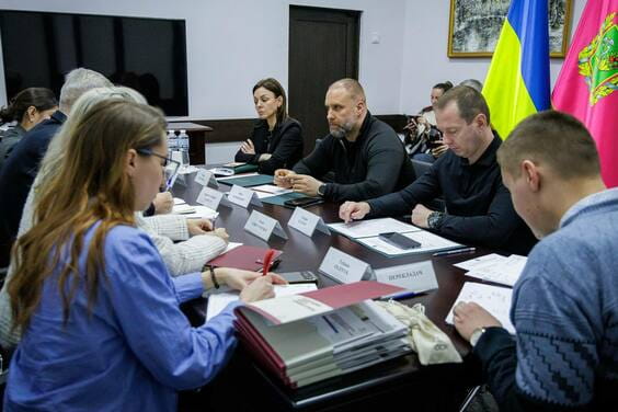 Олег Синєгубов провів робочу зустріч із головою Харківської субделегації Міжнародного комітету Червоного Хреста Іґнасіо Касаресом Гарсією