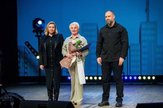 Олег Синєгубов відзначив представників освітньої та соціальної сфер області