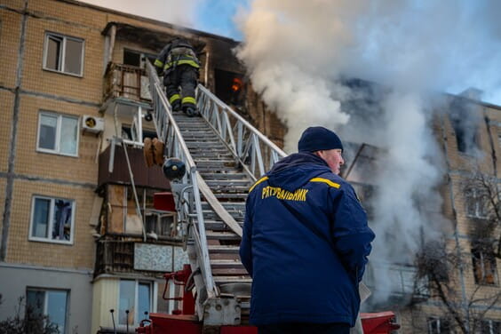 «Ворог завдав удару по житловому багатоповерховому будинку у Салтівському районі Харкова», – Олег Синєгубов
