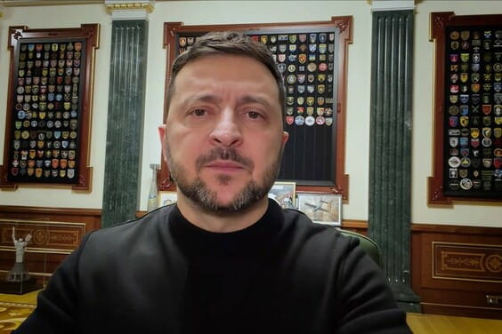 Ми працюємо, щоб повернути всіх наших людей додому з російського полону, сподіваємось на хороші новини – звернення Президента