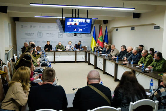 У Харківській ОВА відбувся круглий стіл Громадської ради