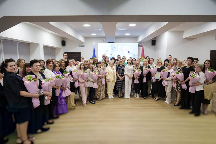 Харківська ОВА привітала медичних сестер і медбратів регіону з нагоди професійного свята