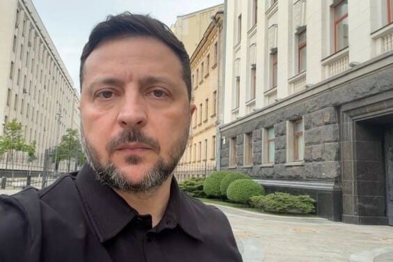 Наша далекобійність – це те, що значно змінює ситуацію та й загалом сприйняття російської війни у світі – звернення Президента