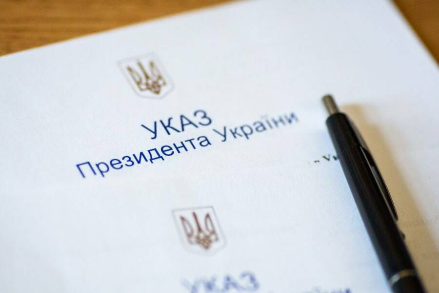 З нагоди Дня Конституції України жителі Харківщини отримали відзнаки