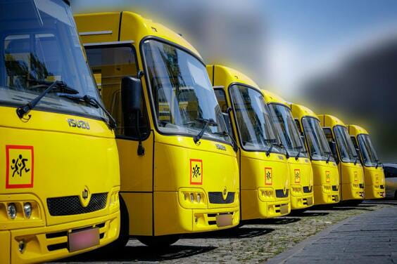 Заклади освіти у громадах області отримали ще дев'ять нових шкільних автобусів – Олег Синєгубов