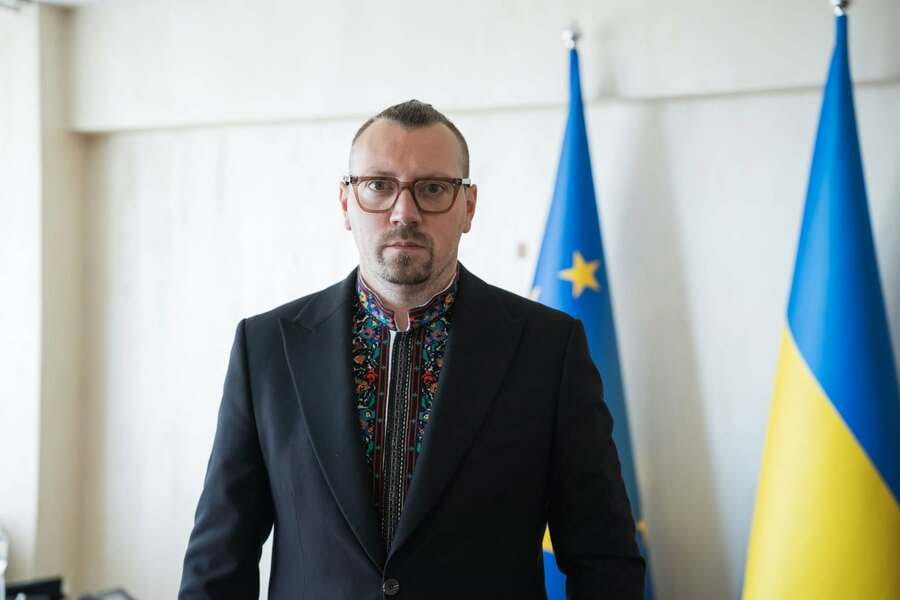 Віталій Безгін: працівники військових адміністрацій населених пунктів  мають отримати справедливі трудові гарантії, статус та ранги