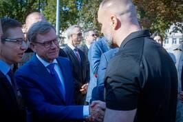 Олег Синєгубов під час урочистих заходів поспілкувався з Федеральним міністром закордонних справ Німеччини та Надзвичайним і Повноважним Послом Німеччини в Україні