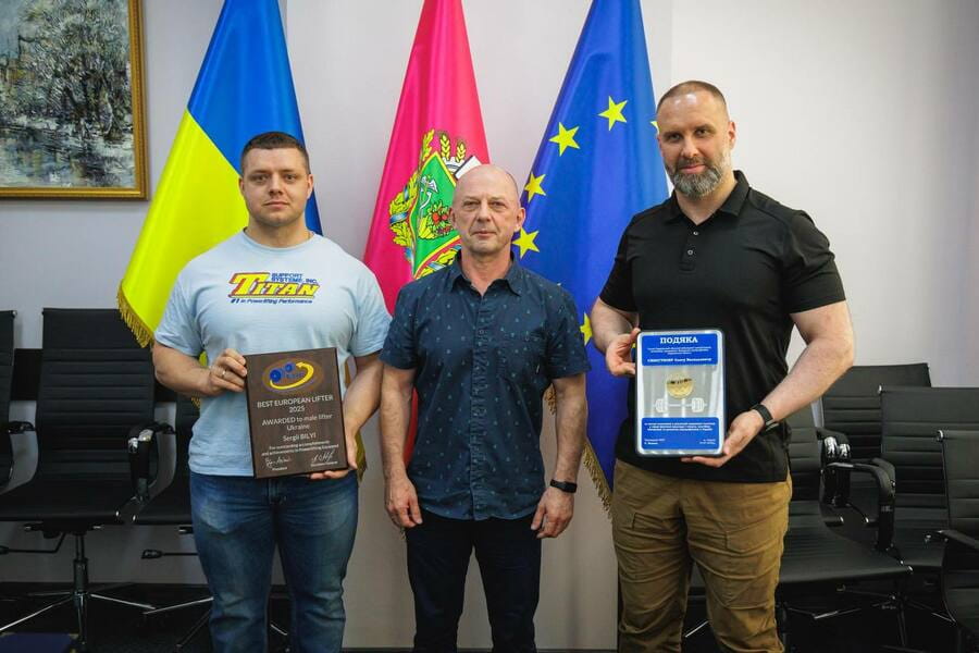 Олег Синєгубов зустрівся з багаторазовим чемпіоном світу та Європи з пауерліфтингу Сергієм Білим