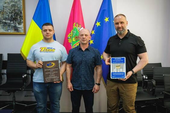 Олег Синєгубов зустрівся з багаторазовим чемпіоном світу та Європи з пауерліфтингу Сергієм Білим