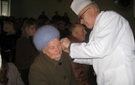 Інваліди, ветерани та учасники ВВВ, які мешкають в Первомайському районі, забезпечені слуховими апаратами та операціями з приводу катаракти на 100%. Ігор Шурма