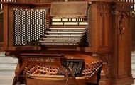 Два українських міста висловили бажання купити орган, який зараз знаходиться в Свято-Успенському соборі Харкова
