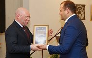 Михайло Добкін вручив почесні нагороди спонсорам харківських спортивних федерацій