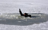 Будьте обережні на льоду!