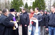 Цієї весни повнолітніх випускників шкіл не призиватимуть до лав Збройних Сил України