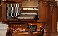 Цього року в Харківській філармонії буде закінчений ремонт органного залу та встановлено в ньому орган. Михайло Добкін