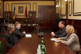Михайло Добкін зустрівся з керівником Національної спілки журналістів Олегом Наливайком