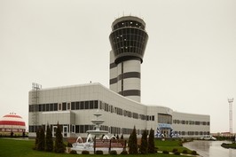 Олександр Вілкул відкрив в аеропорту «Харків» один з найсучасніших у Східній Європі Центр керування повітряним рухом