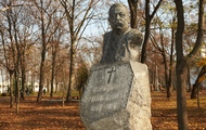 У Харківській області відновлять пам'ятники видатним людям