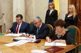 На Харківщині підписано Меморандум про співпрацю між ХОДА, облрадою та Державною інспекцією України з питань захисту прав споживачів