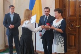 Працівники ЖКГ та сфери послуг Харківської області відзначені почесними нагородами