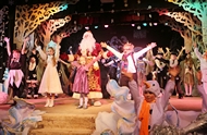 Харківський обласний Палац дитячої та юнацької творчості запрошує на новорічні і різдвяні свята