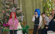 Керівники Харківського району привітають з Різдвом вихованців дитячих будинків сімейного типу сел. Пісочин