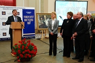 У Харківському національному університеті ім. Каразіна пройшов благодійний аукціон на підтримку поранених бійців-учасників АТО