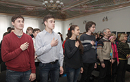 Харків'яни слухали Гімн України на різних мовах