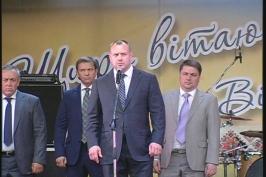 Михайло Черняк і Вадим Глушко привітали зміївчан з Днем незалежності України