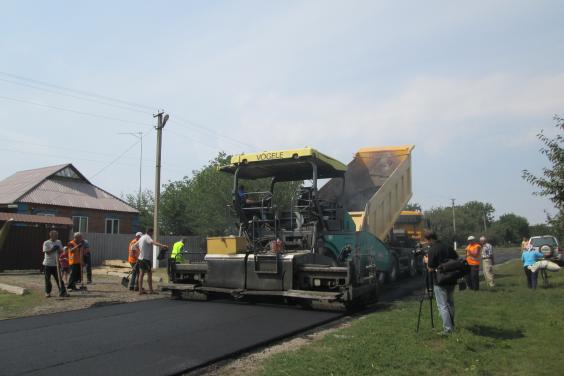 У Первомайському районі розпочато капітальний ремонт доріг