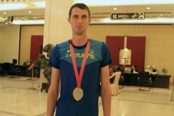 Богдан Бондаренко завоював «срібло» чемпіонату світу з легкої атлетики