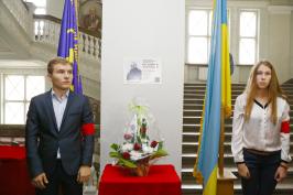 Игорь Райнин принял участие в торжественном открытии Мемориальной доски Герою Украины Евгению Котляру