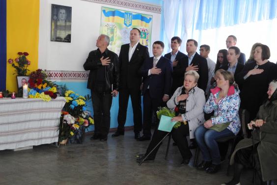 У двох куп’янських школах відкрили меморіальні дошки загиблим в АТО землякам