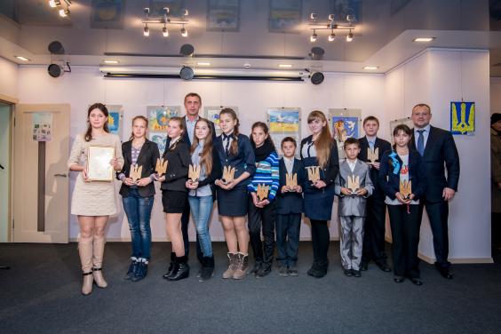 У Харкові відкрилася виставка дитячої творчості «Мир»