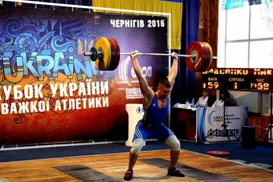 Харьковские тяжелоатлеты завоевали золотые медали Кубка Украины