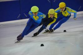 Харків’яни вибороли медалі юнацького чемпіонату України з шорт-треку