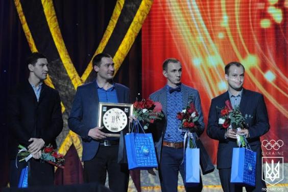 Збірна України з фехтування з харків’янами у складі визнана найкращою командою-2015