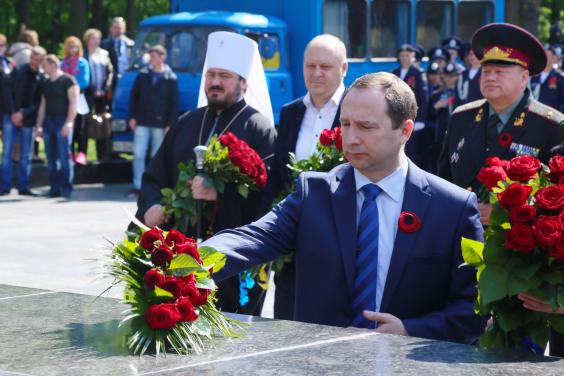 У День пам'яті та примирення Ігор Райнін взяв участь в урочисто-траурній церемонії на Меморіалі Слави