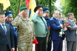 У Харкові відбулася закладка капсули під будівництво пам'ятника загиблим воїнам АТО У Харкові відбулася закладка капсули під будівництво пам'ятника загиблим воїнам АТО