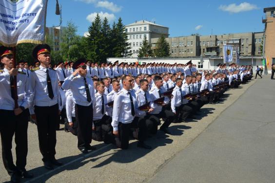 450 молодих фахівців поповнили лави Держслужби України з надзвичайних ситуацій
