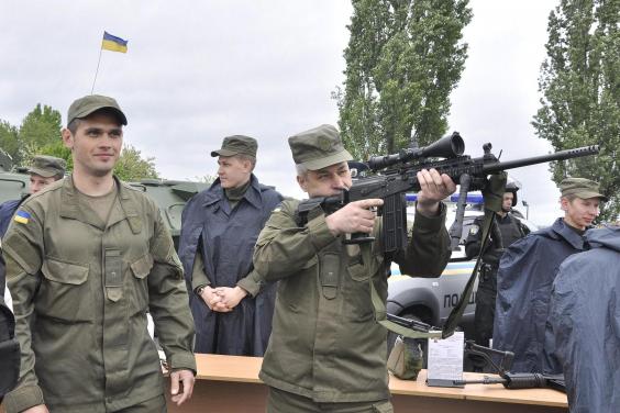 Харків’янам покажуть військову техніку та навчать користуватися зброєю