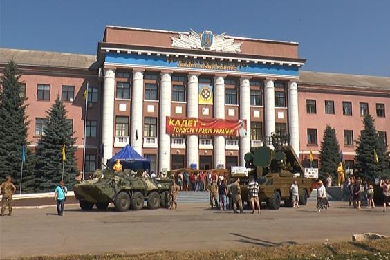 На Харківщині відбувся показ сучасних зразків озброєння та військової техніки