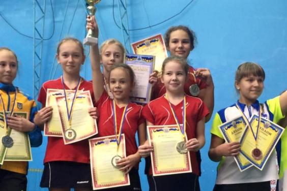 Юні бадмінтоністки перемогли на чемпіонаті України
