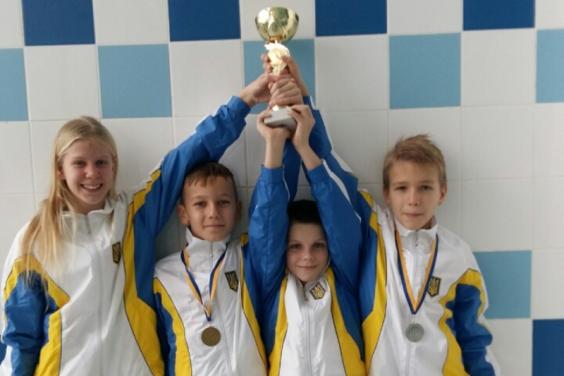 Юні харків’яни перемогли на чемпіонаті України зі стрибків у воду